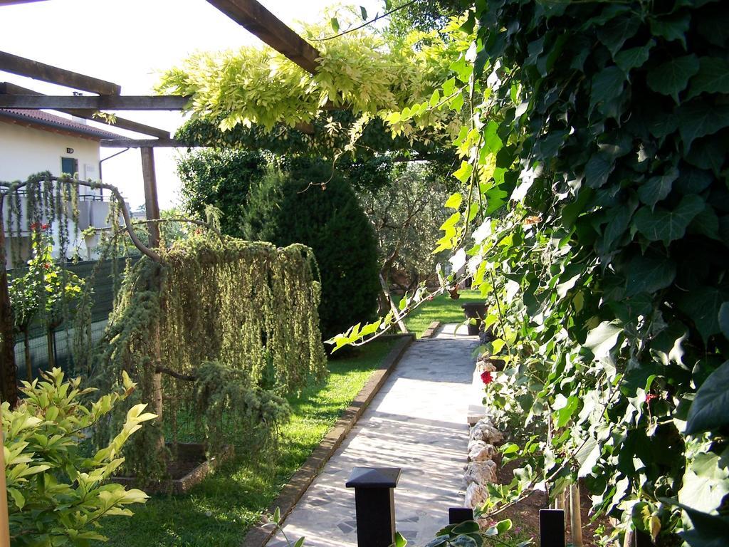 Casa Ginev Room & Apartments Bardolino Extérieur photo